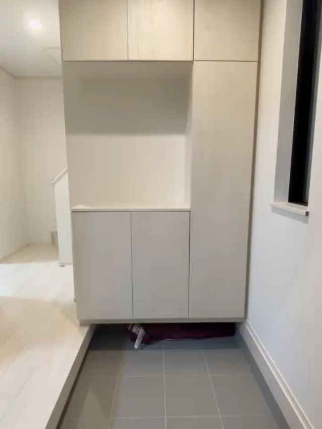 こんにちは☀️
今回もご紹介するのは…。
南風原　兼城新築戸建て✨🏠✨

住所:南風原町兼城80付近
4LDK・駐車3台・月々7万円台
南風原小学校まで徒歩4分で安心
病院、スーパー、役場も徒歩圏内で老後も心配なし！！！

終売間近です💡💡
お問合せはお早めに！

気になる物件のルームツアーいたします！！！お気軽にお問合せ下さい！

＊ご内覧は24時間対応できます！

株式会社ネクサス
098-894-6886

#不動産#沖縄不動産#ネクサス#南風原町#兼城#家探し#戸建て#新築戸建て#子育て#今日見れます#24時間いつでも見れます#好立地#閑静な住宅街#駐車場#マイホーム#沖縄移住#内覧#不動産相談室